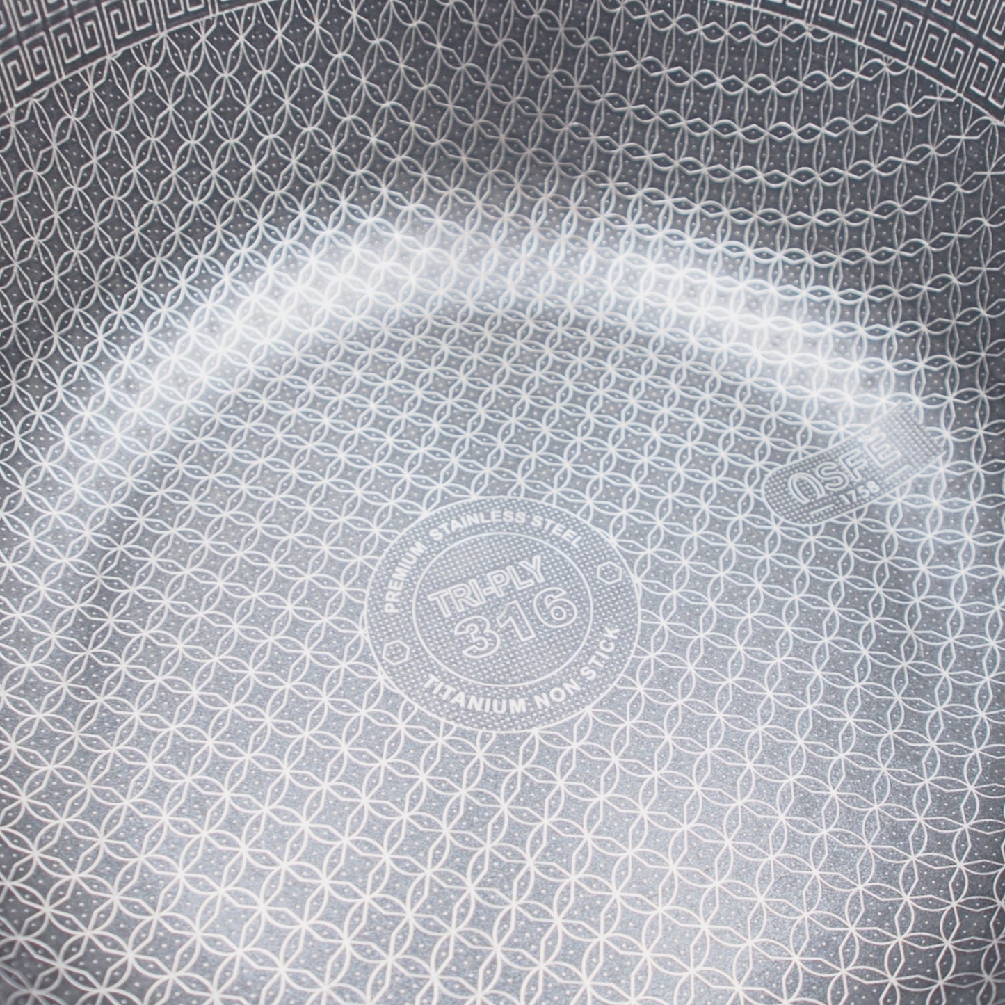 Puodas su dangčiu OSFÉ Tri-Ply, 20 cm, 3 l