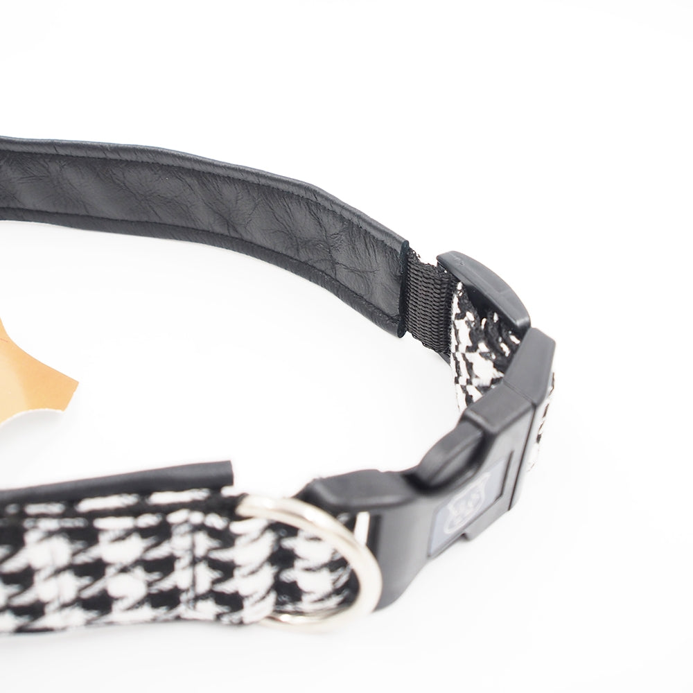 50 CM. Gustaf & Evita antkaklis su klasikiniu raštu