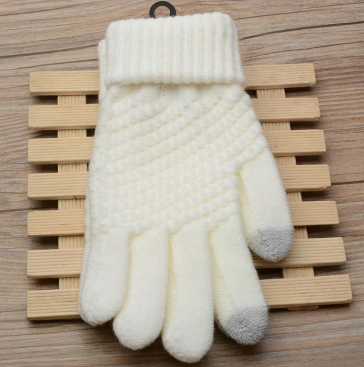Šiltos žieminės pirštinės su lietimui jautriais pirštais – baltos